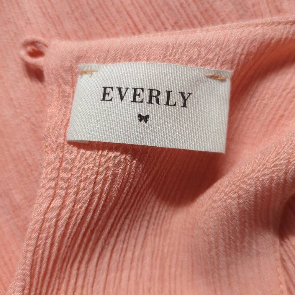 EVERLY Dress Woman's Small Light Pink Cold Shoulder Ruffled Crinkle Keyhole‎ - Picture 8 of 10